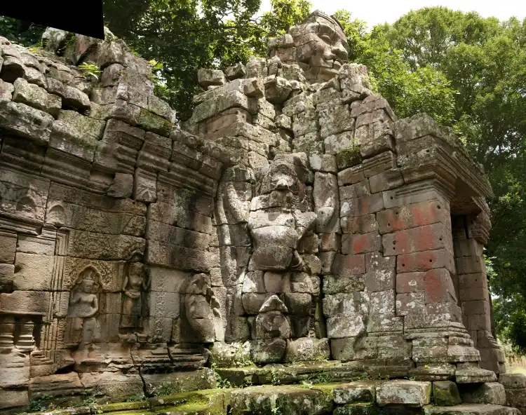 West Gate of Banteay Kudi