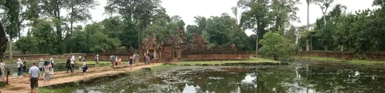 Moat of Prasat Banteay Srei