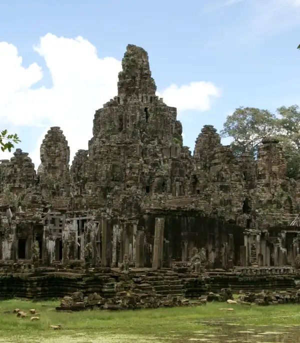 Bayon, Angkor tour